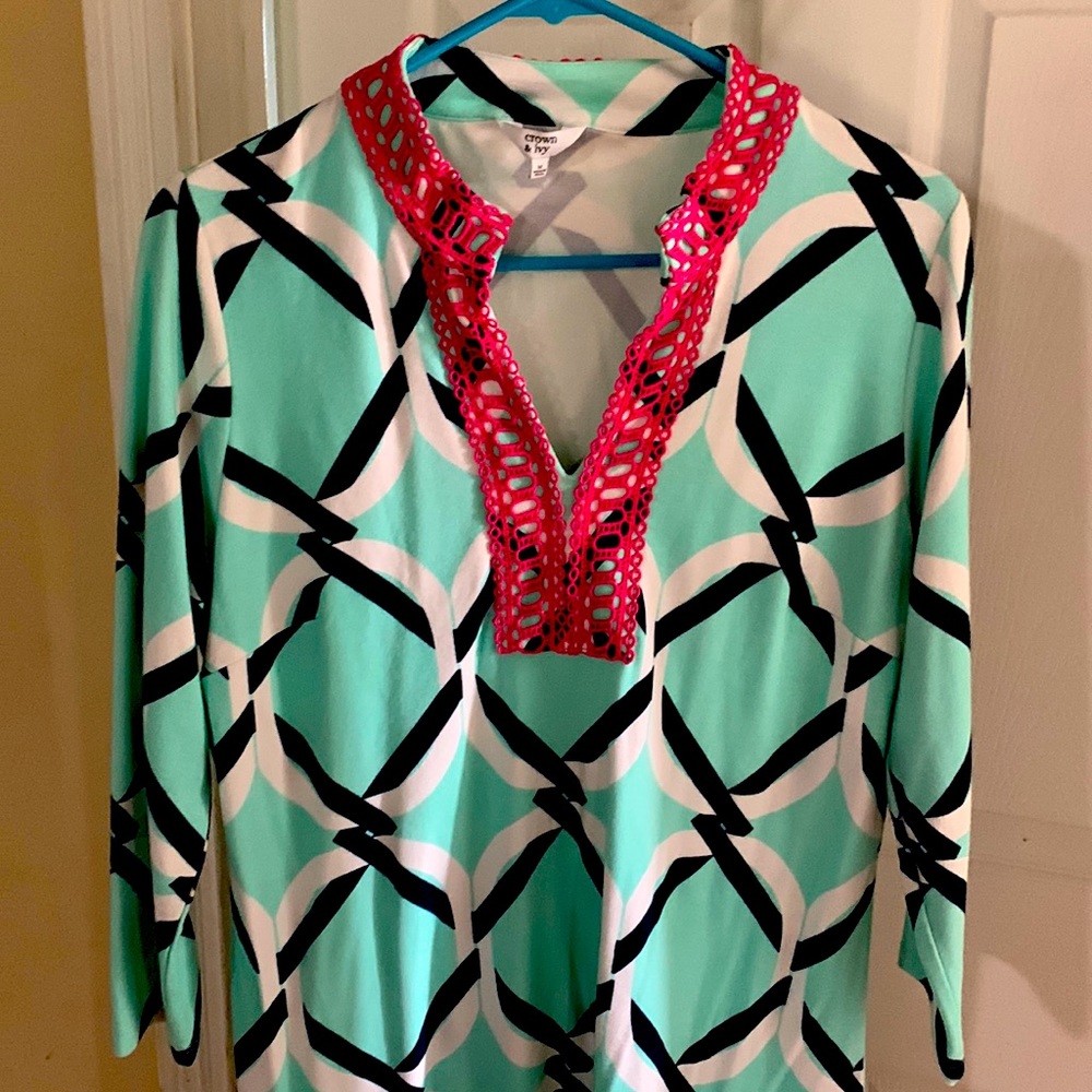 NWT Crown and Ivy Spring dress